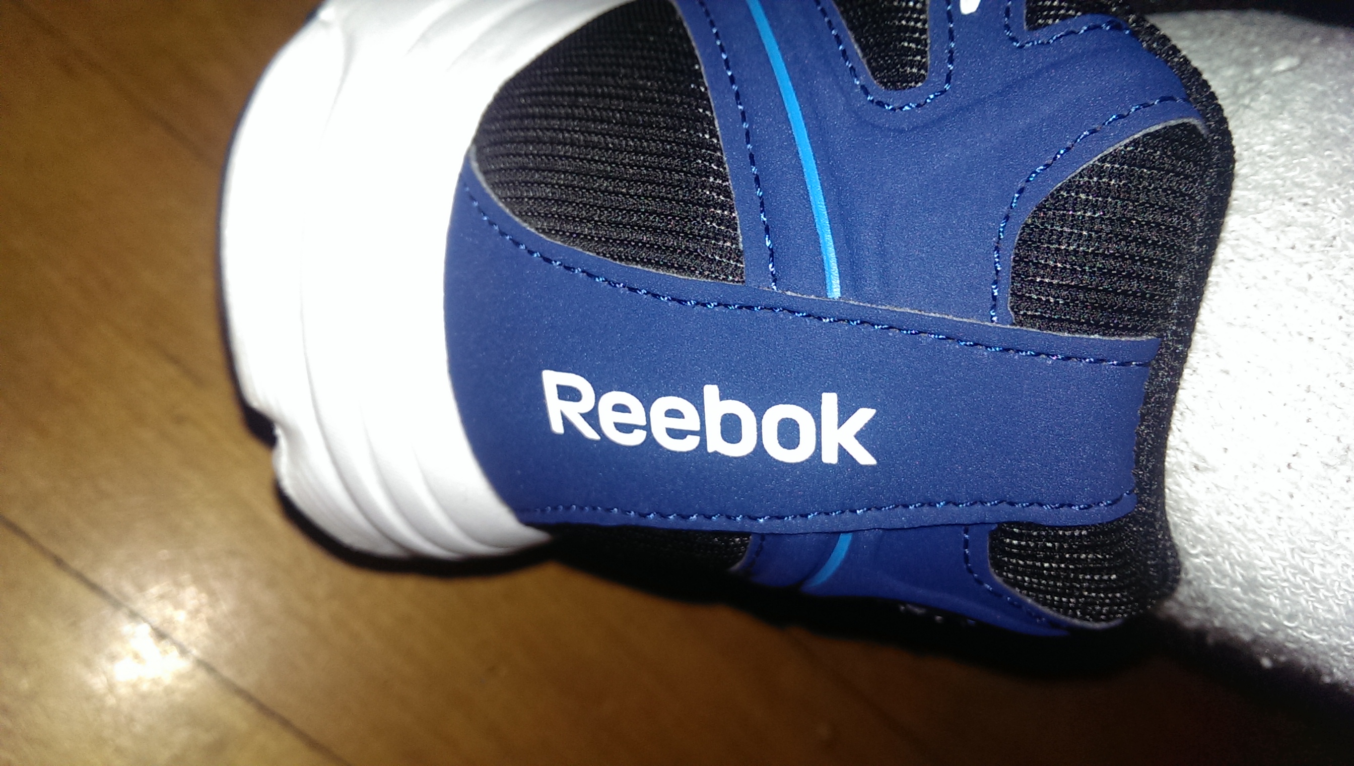reebok shoes customer service