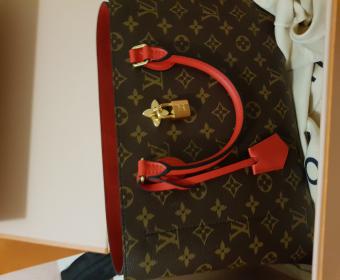 Contact Us  LOUIS VUITTON ®